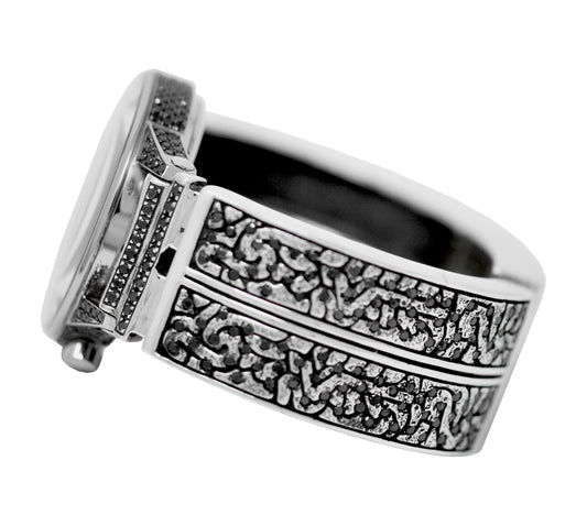 Round Chronograph Watch On Black Diamond KeyDesign Bracelet