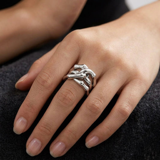 Bamboo Interlocking Ring In Sterling Silver