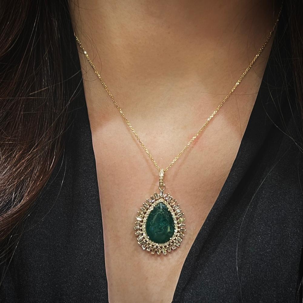 White Diamond And Emerald Tear Pendant Necklace