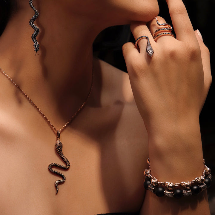 Black Diamond Snake Pendant Necklace In Rose Gold