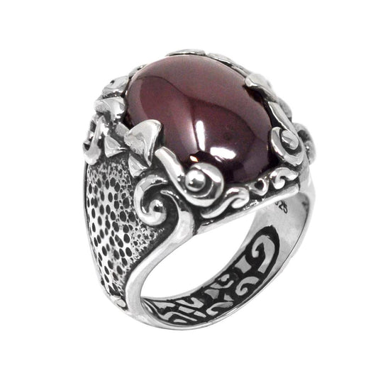 KeyDesign Oval Garnet Ring