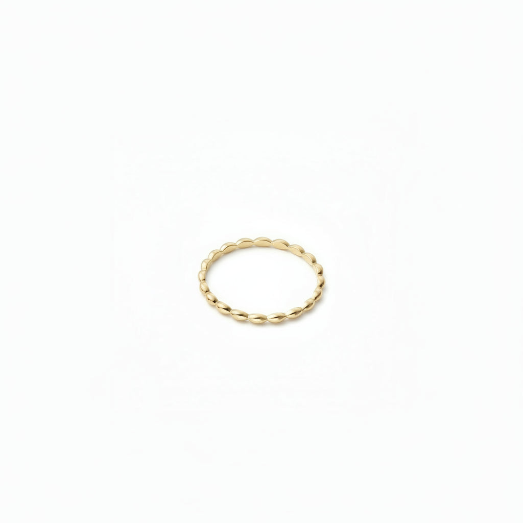 Dot Infinity Ring In gold