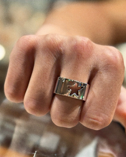 Sterling silver square star cutout ring, the iconic style worn by Billie Eilish - Versani SoHo