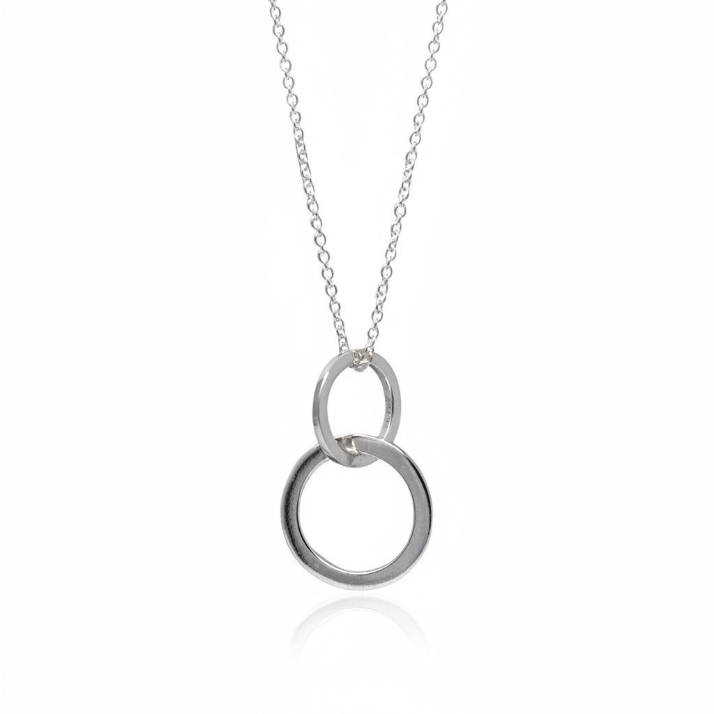 Interlocking Rings Pendant Necklace