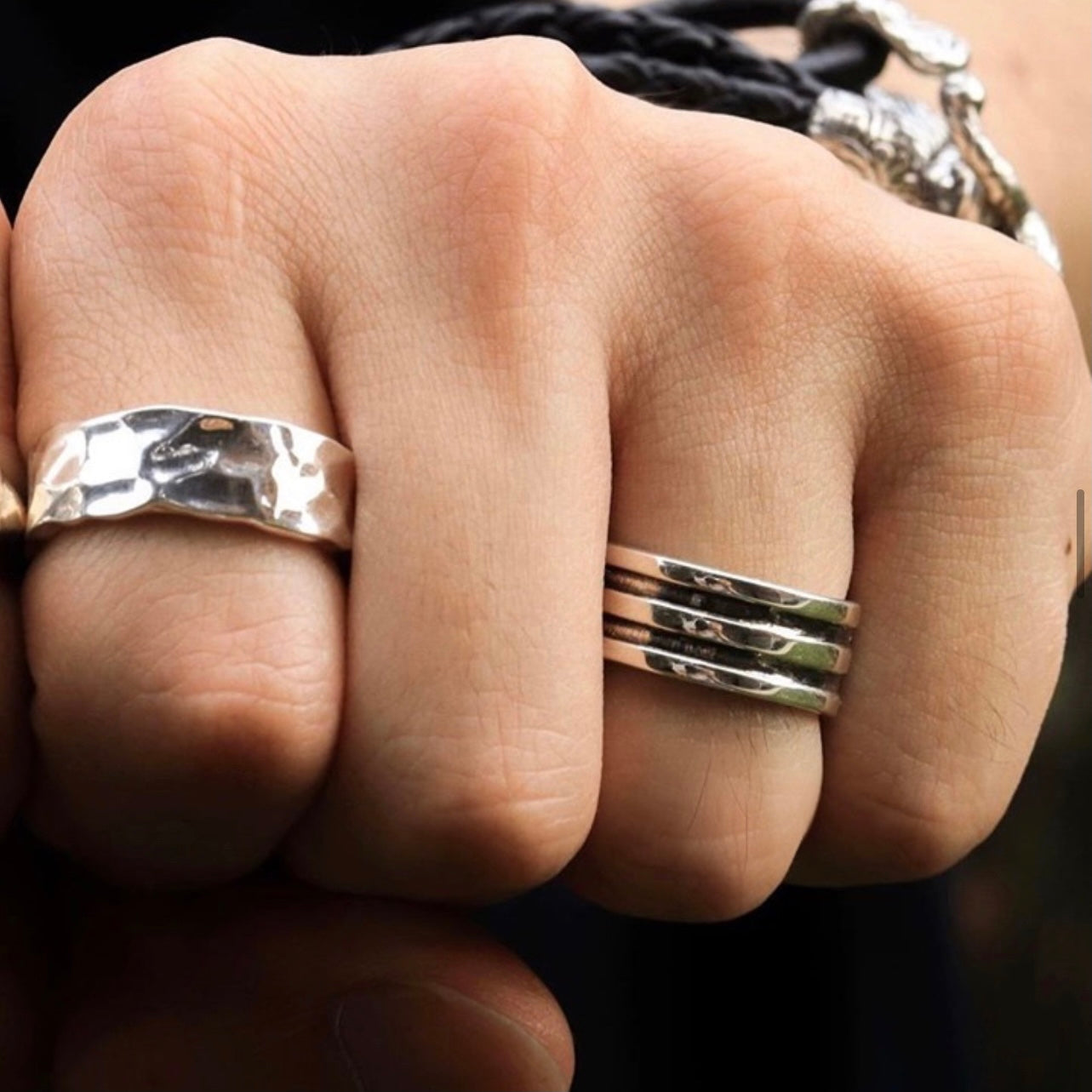 Two Row Oxidized Ring | Versani